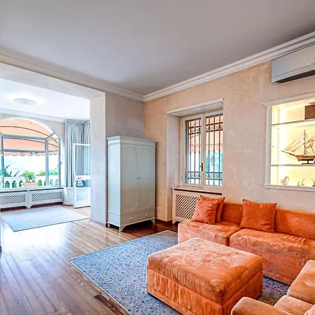 Le Palme - Exclusive Garden Retreat & Parking Ospedaletti