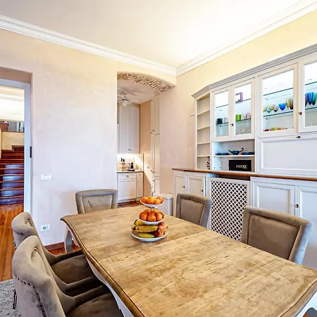 Le Palme - Exclusive Garden Retreat & Parking * Ospedaletti